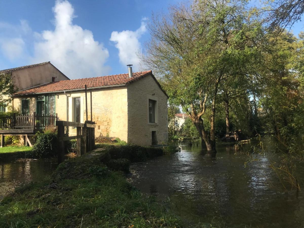 Ancien Moulin A Eau Sur La Seugne Leilighet Mosnac  Eksteriør bilde